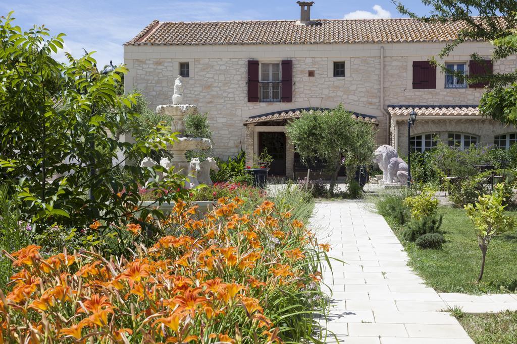 Le Mas De La Feniere Arles Buitenkant foto