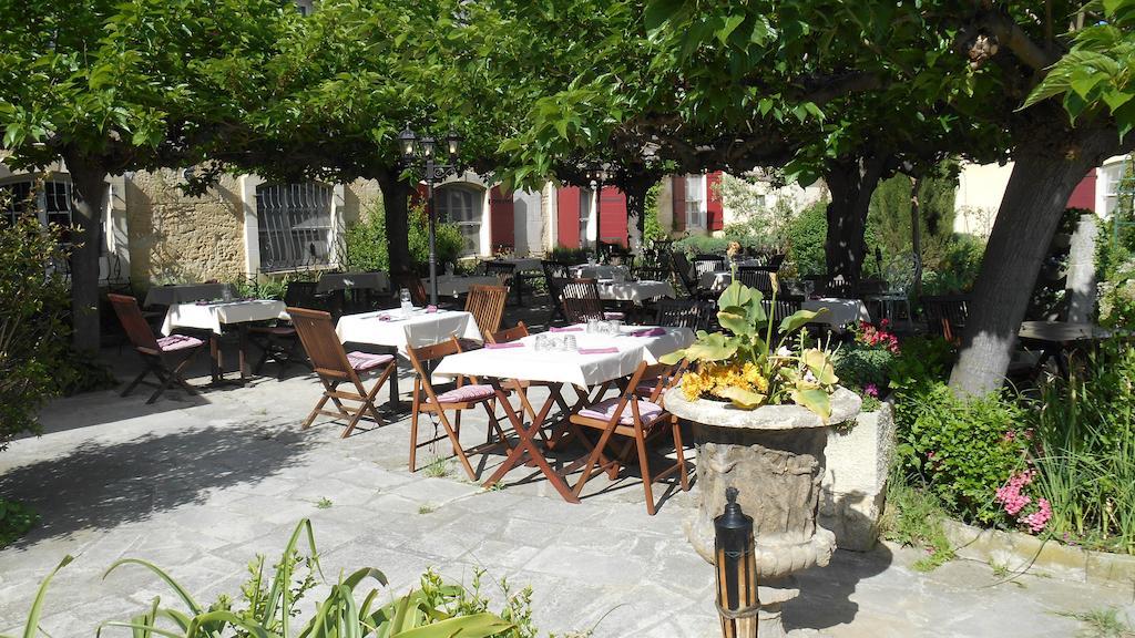 Le Mas De La Feniere Arles Buitenkant foto